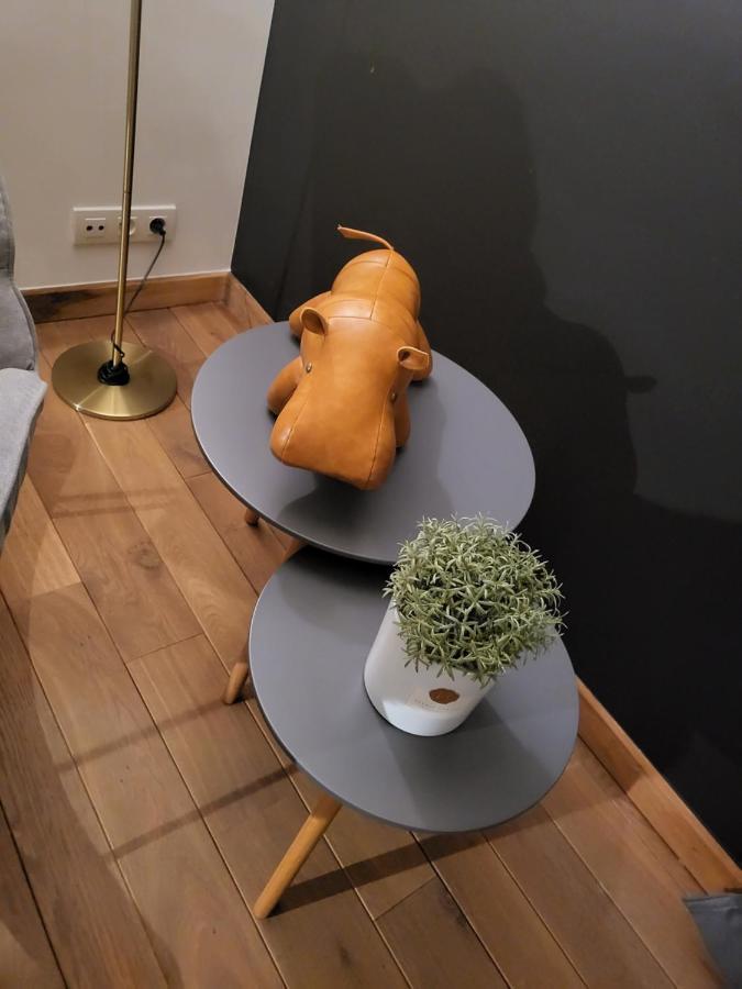 Sherlock'S Home - Guest House 那慕尔 外观 照片