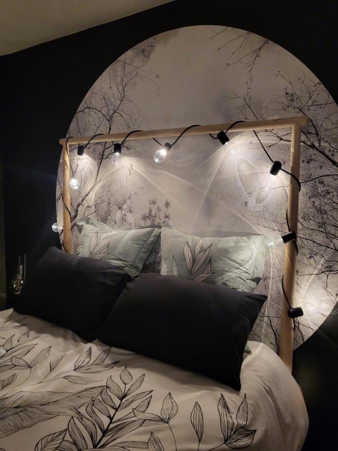 Sherlock'S Home - Guest House 那慕尔 外观 照片